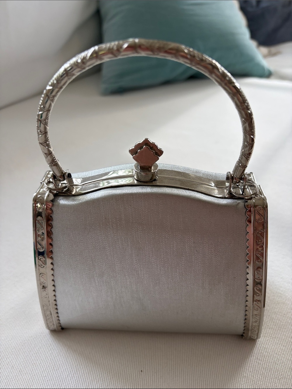 Elegant Silver Satin Evening Bag with Silver Frame - Picture 2 of 6